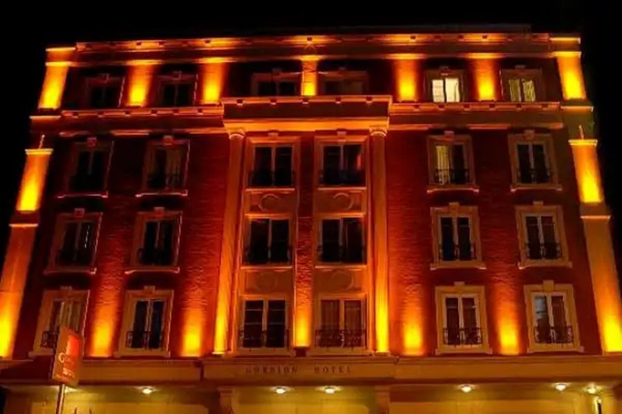 Cata 6 Watt Gold Wallwasher 20 cm Amber