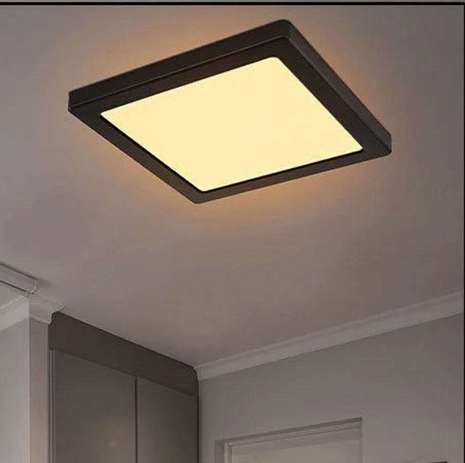 Noas 18W Sıva Üstü Kare Panel  Siyah Kasa Günışığı