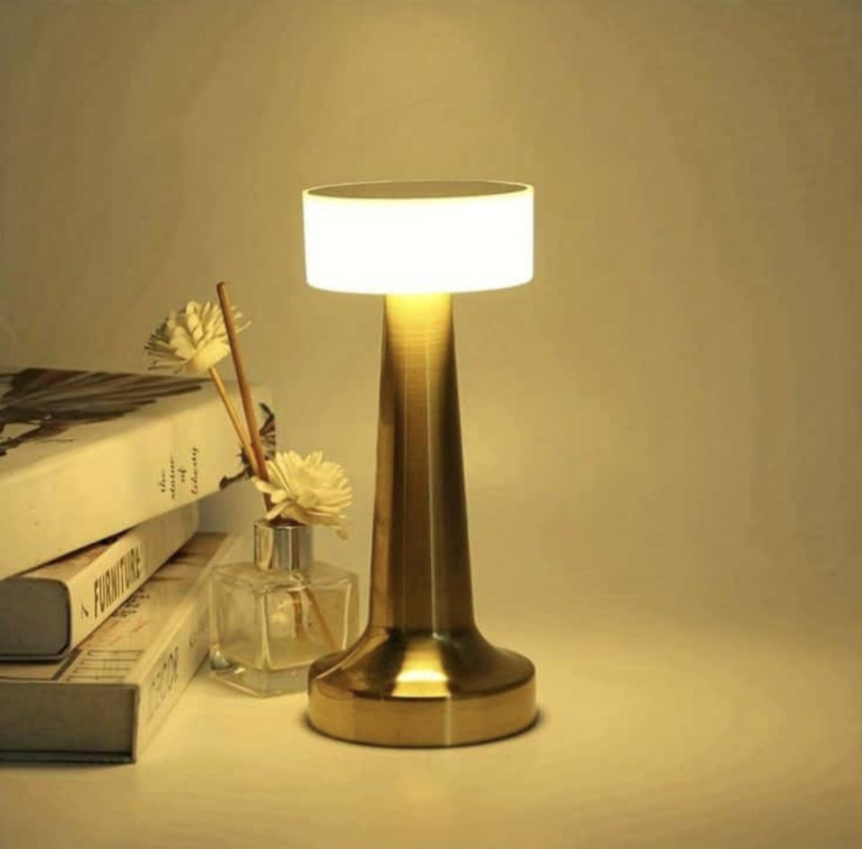 Cata Denver Masa Lambası Gold Renk Tek Anahtarla 3 Renk